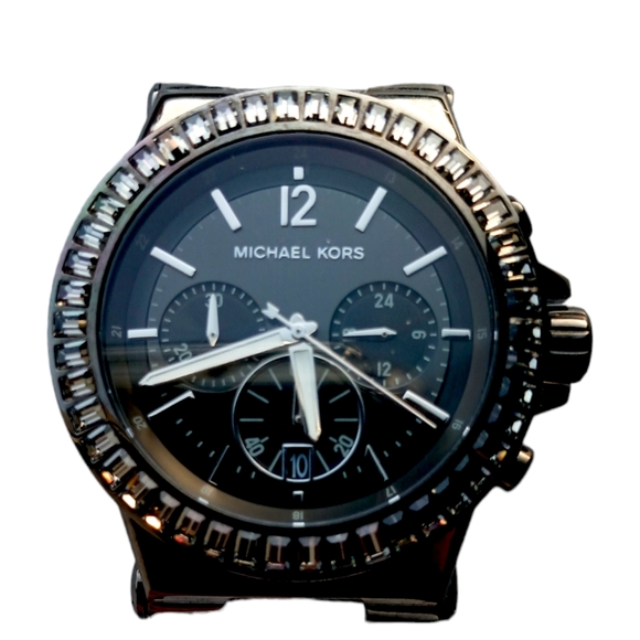 MICHAEL KORS MK-5468 Baguette Crystals Chronograph Unisex Watch - Picture 4 of 9